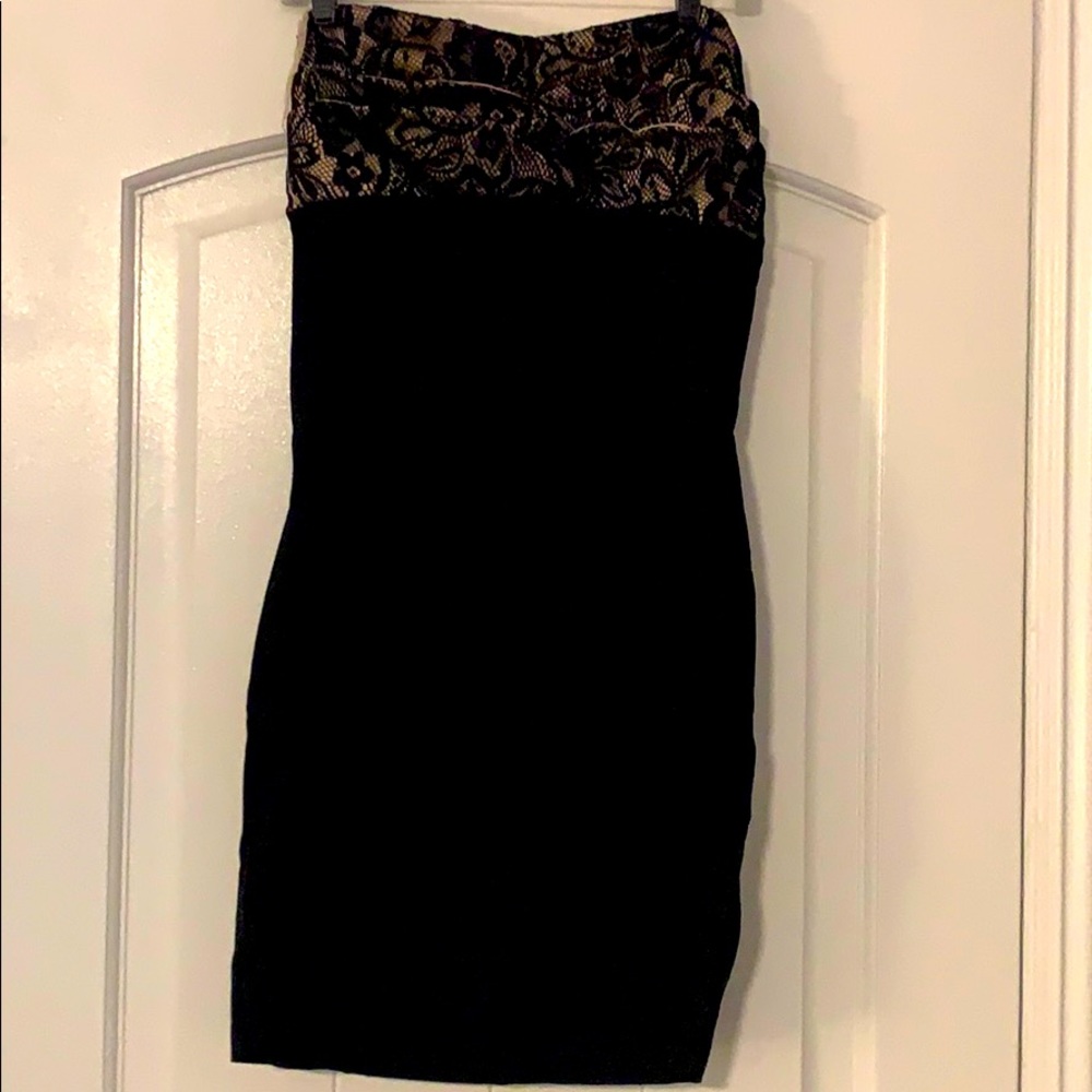 Dress - Picture 2 of 3